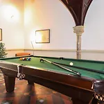 The Kennedy House Stone Cross Mansion בית נופש *