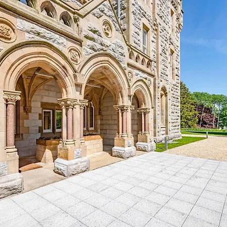 The Kennedy House Stone Cross Mansion Feriehus *