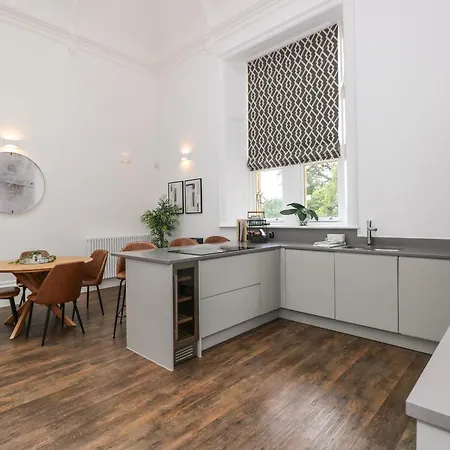 Feriehus The Kennedy House Stone Cross Mansion Ulverston