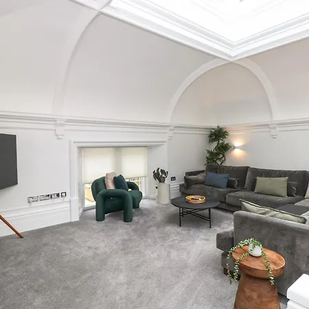 Feriehus The Kennedy House Stone Cross Mansion