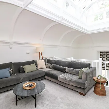 The Kennedy House Stone Cross Mansion Feriehus *