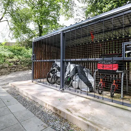 Feriehus The Kennedy House Stone Cross Mansion *