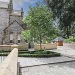 The Kennedy House Stone Cross Mansion Nyaraló Ulverston